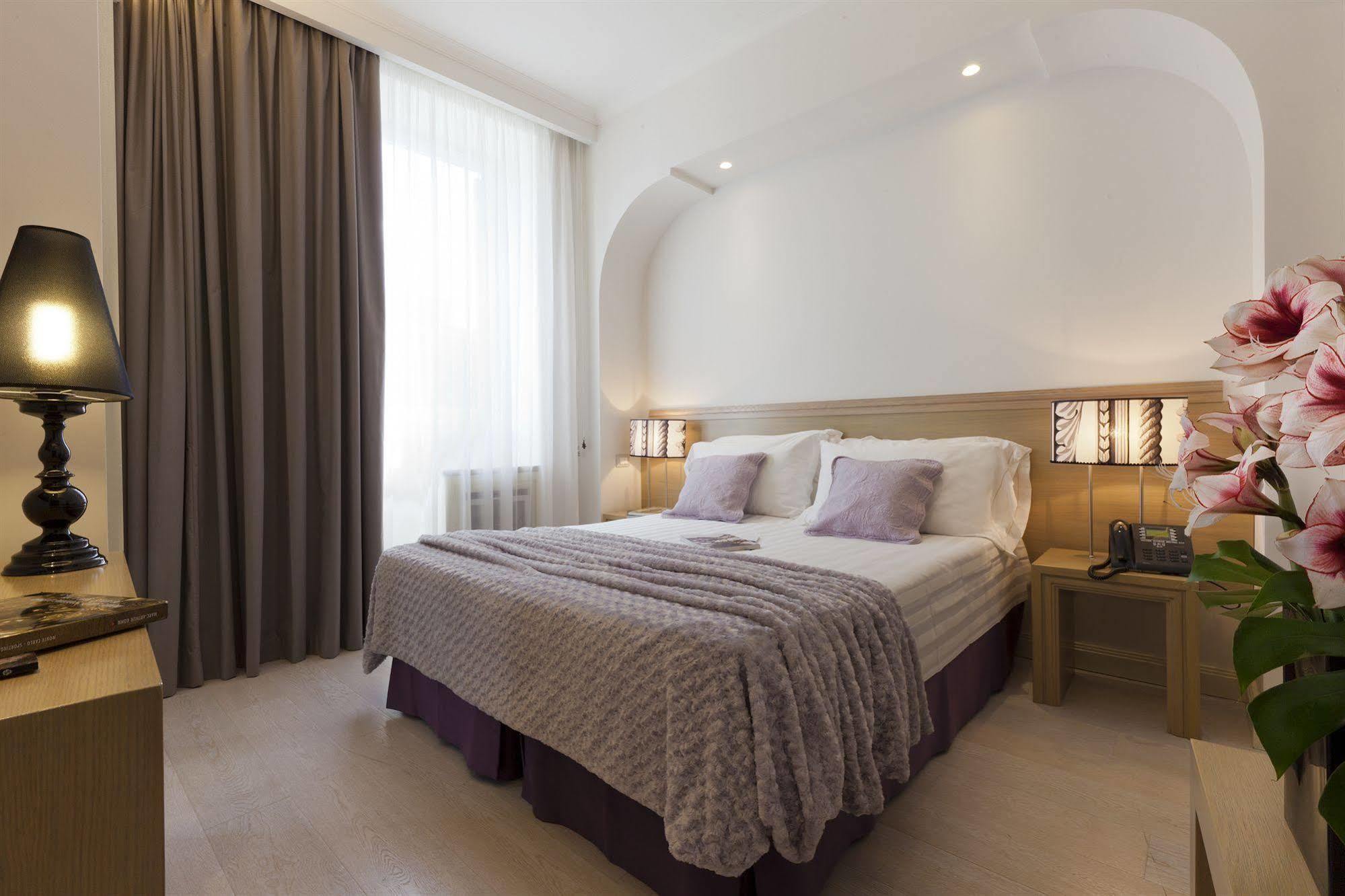 Smart Hotel Pincio Řím Pokoj fotografie