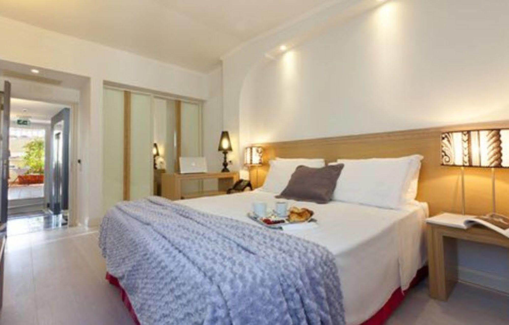 Smart Hotel Pincio Řím Pokoj fotografie
